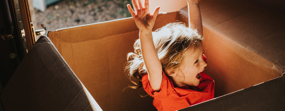 AIA Vitality | Think Well | Simple things kids can teach us about happiness.
