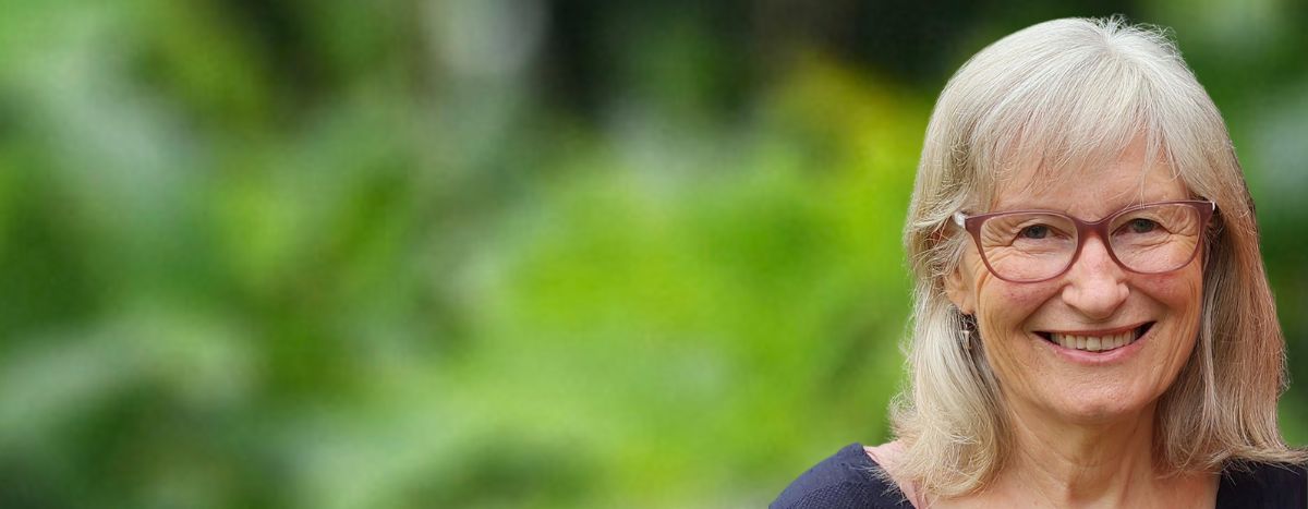 AIA Vitality | World Environment Day with Dr Jackie Feather who shares tips to deal with eco anxiety