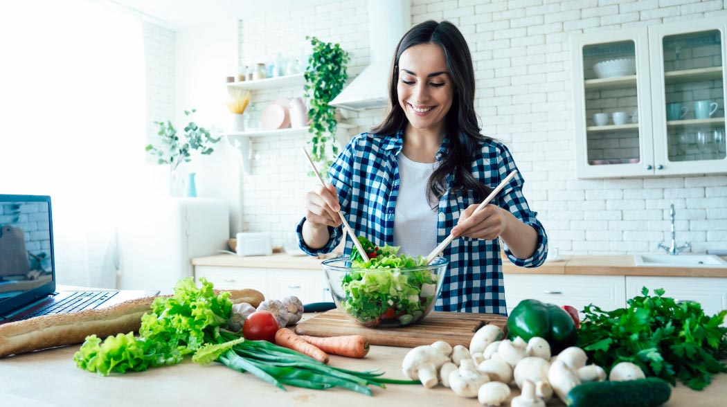 Mixing Salad